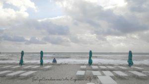 beach-chairs-jolyncornelsen-com-an-expansive-life